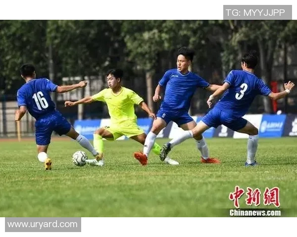 足球明星的学霸之路如何在绿茵场与学业中双丰收